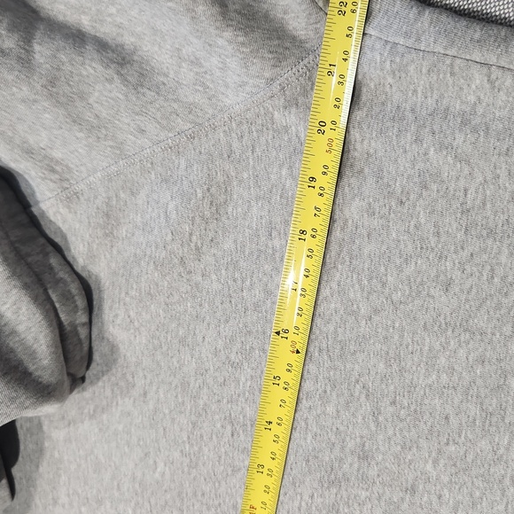 Varley hoodie - Picture 8 of 8